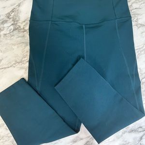 Girlfriend Collective Compressed Cropped Leggings Sz M